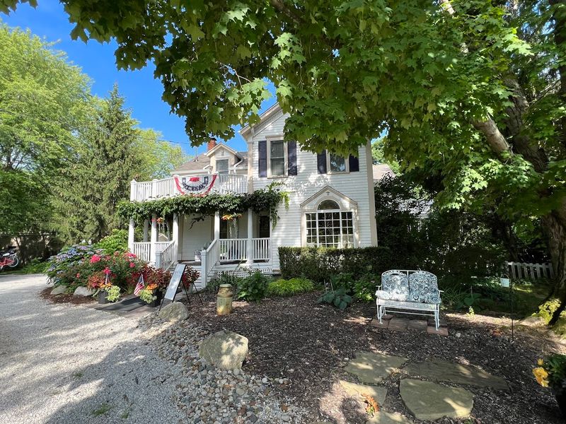 A Historic Farmhouse With a Four-Acre Story to Tell