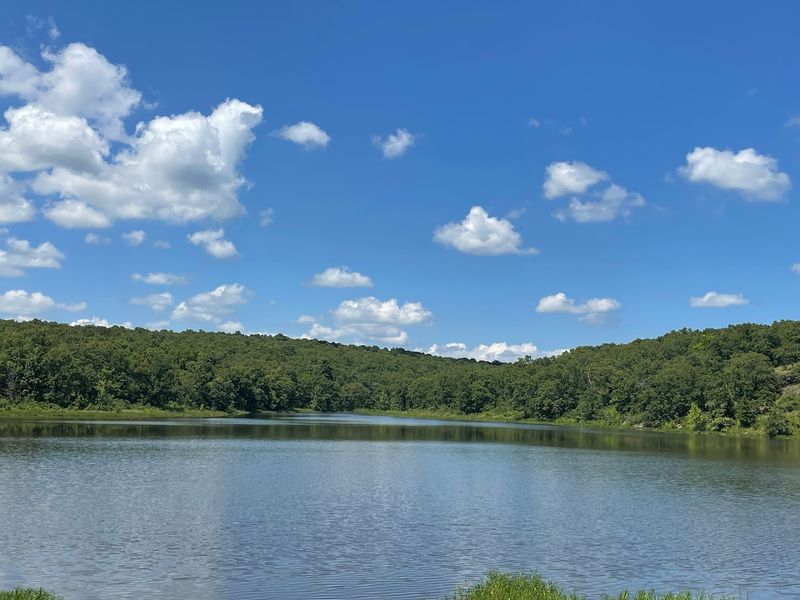 A Lake That Invites You to Slow Down A Lake That Invites You to Slow Down
