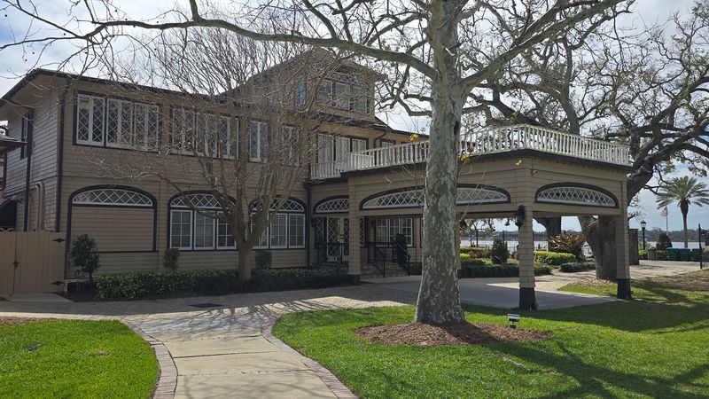 A Landmark Address on the Halifax River
