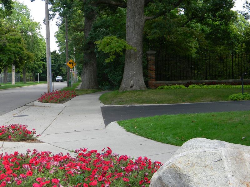 Applewood Adds a Garden Pause
