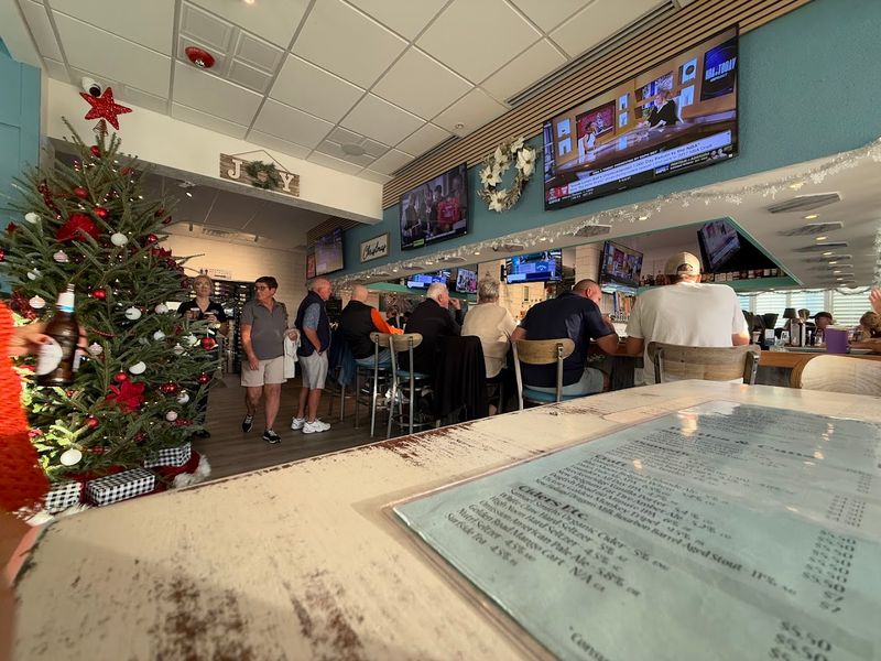 A Neighborhood Spot Worth Coming Back To