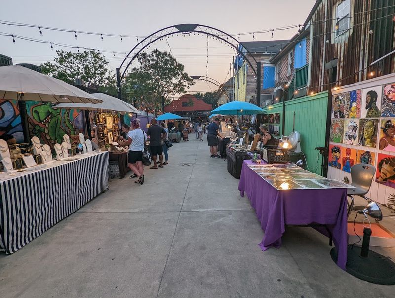 A Night Out That Combines Art, Music, and the Best of NOLA