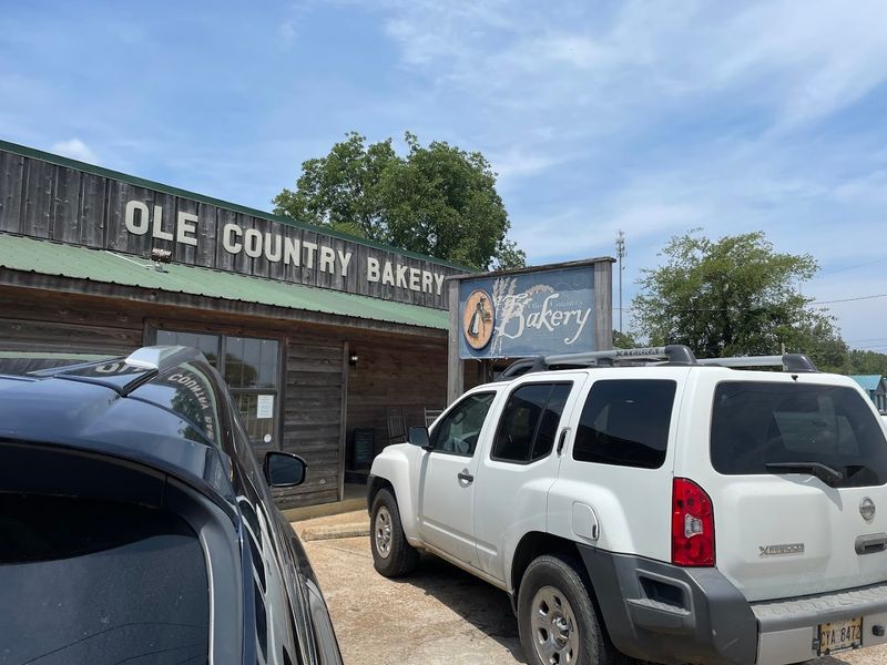 A Reliable Road-Trip Stop Along US-45 A Reliable Road-Trip Stop Along US-45