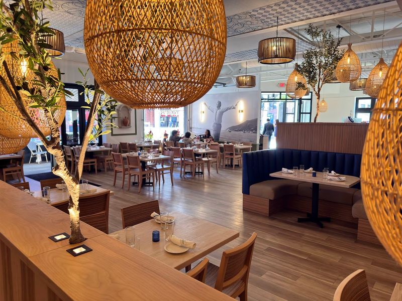 A Space That Feels Both Intimate and Impressively Grand