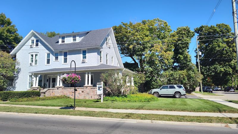 A Victorian Beauty Right in the Heart of Charlevoix