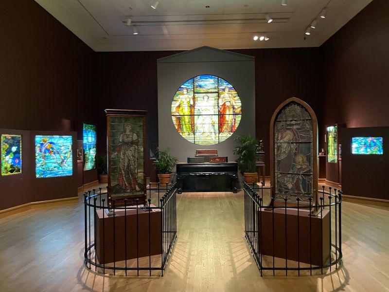 Admission Prices That Make the Visit Easy to Justify Admission Prices That Make the Visit Easy to Justify