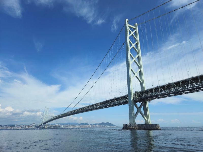 Akashi Kaikyo Bridge, Japan, and Its European Engineering Influence