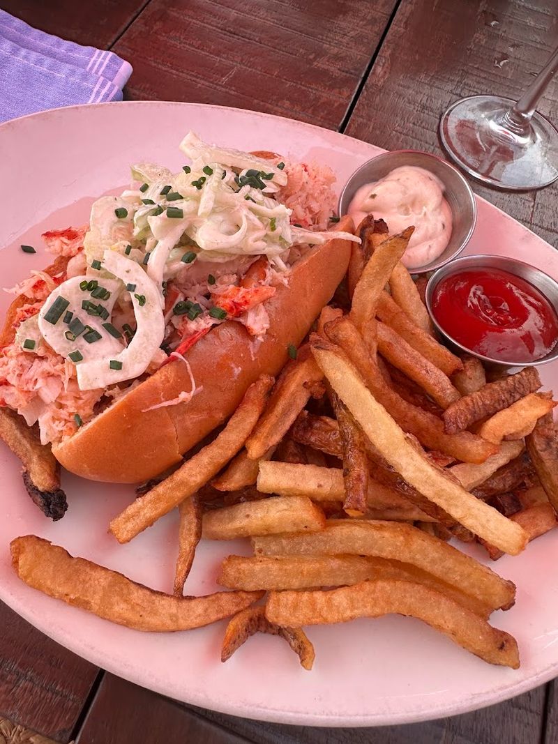 Alley Cat Oyster Bar in Cleveland