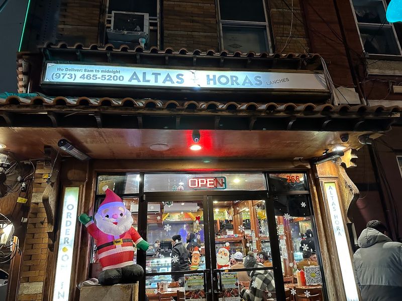 Altas Horas Lanches, Newark, New Jersey Altas Horas Lanches, Newark, New Jersey