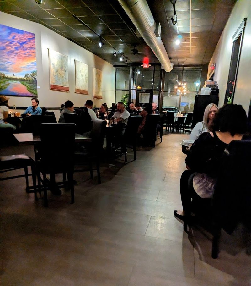An Atmosphere That Does the Work Before the Food Arrives