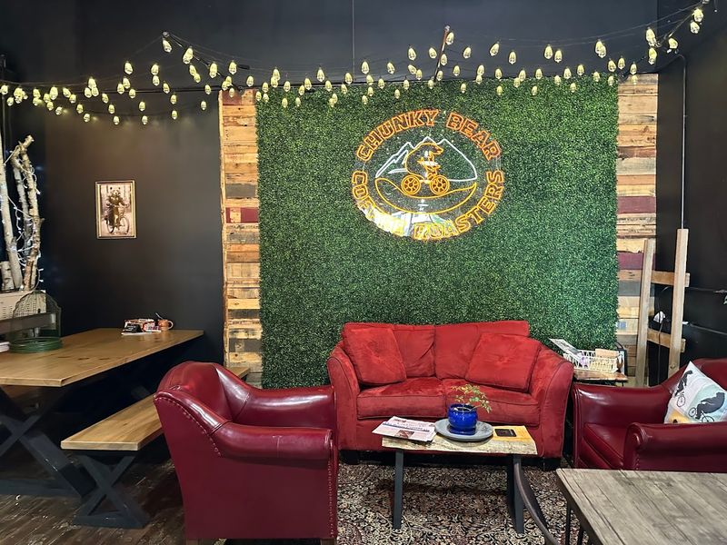 An Atmosphere That Feels Like a Friend's Living Room An Atmosphere That Feels Like a Friend's Living Room