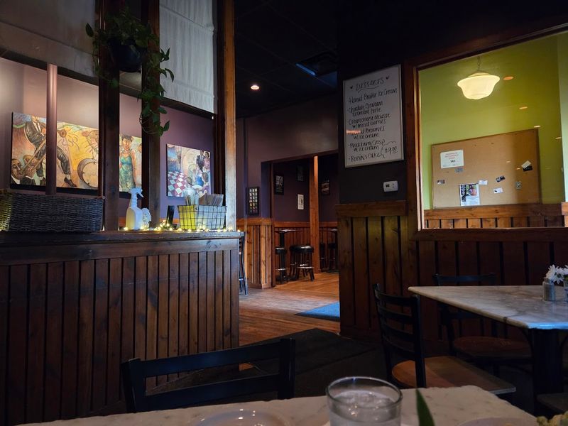 An Atmosphere That Feels Like a Jazz Club From Another Era