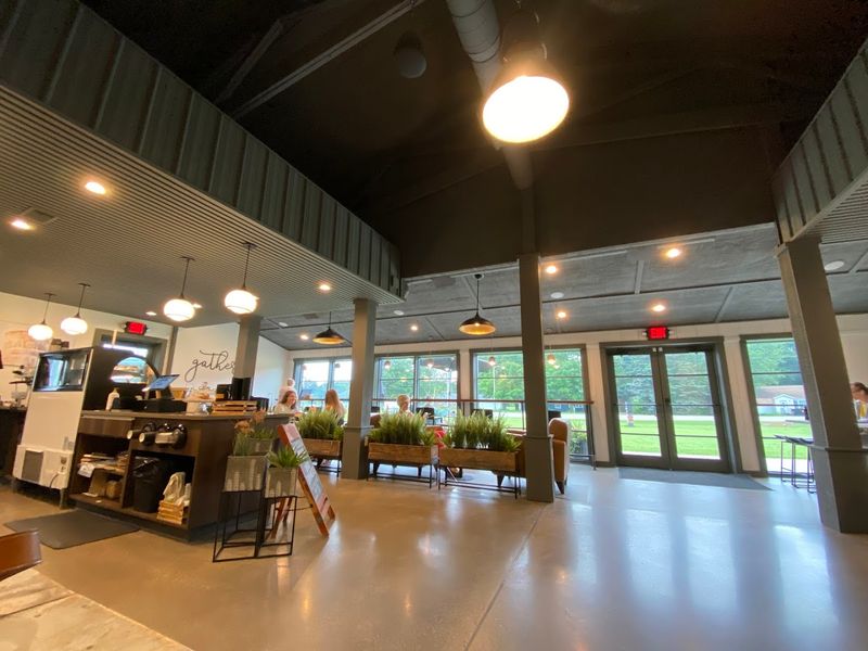 Applewood Kitchen and Bar: When a Farm Gets a Full Restaurant