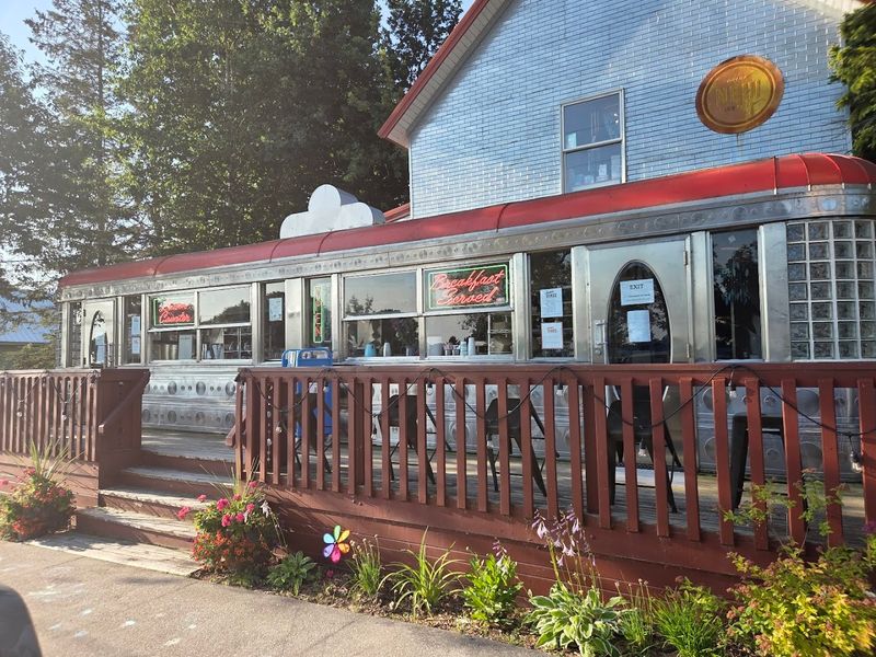 Archie's West Bay Diner (Grand Marais) Archie's West Bay Diner (Grand Marais)