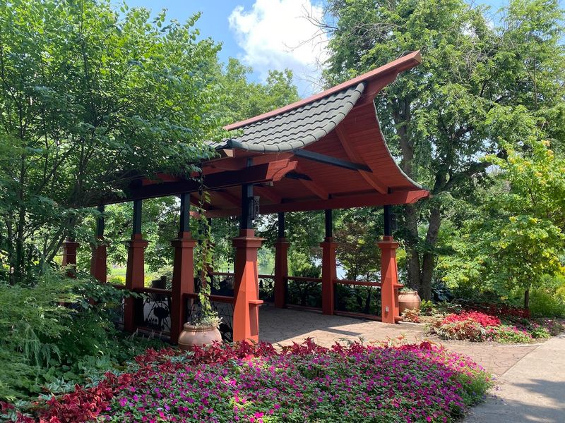Asian Architecture Tucked Into a Kansas Landscape Asian Architecture Tucked Into a Kansas Landscape