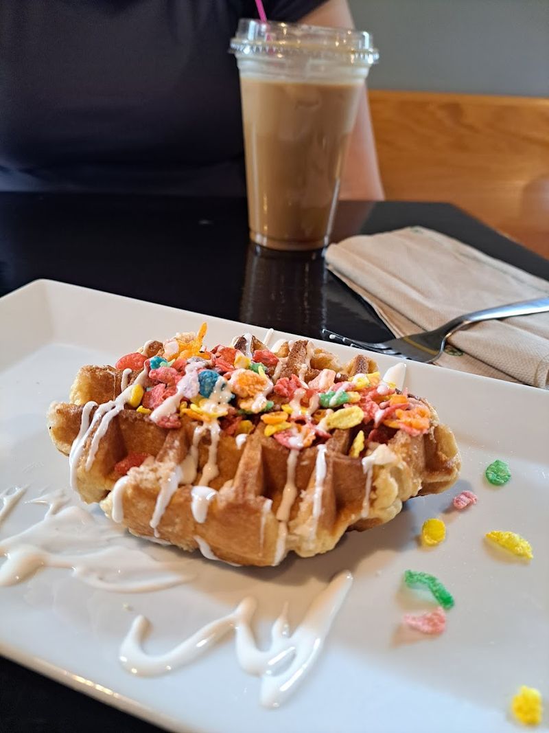 Bagels, Avocado Toast, and a Waffle That People Cannot Stop Talking About Bagels, Avocado Toast, and a Waffle That People Cannot Stop Talking About
