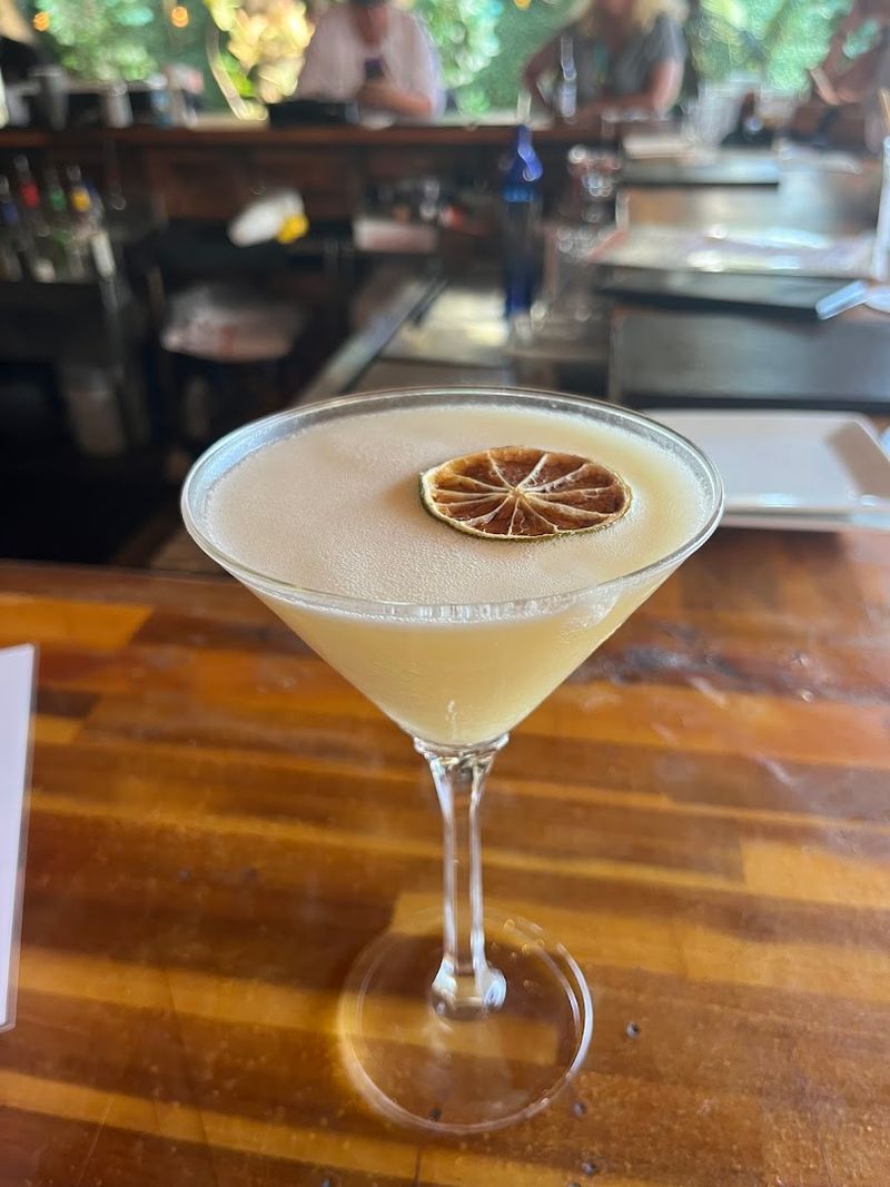 Bar Experience and Signature Drinks Bar Experience and Signature Drinks