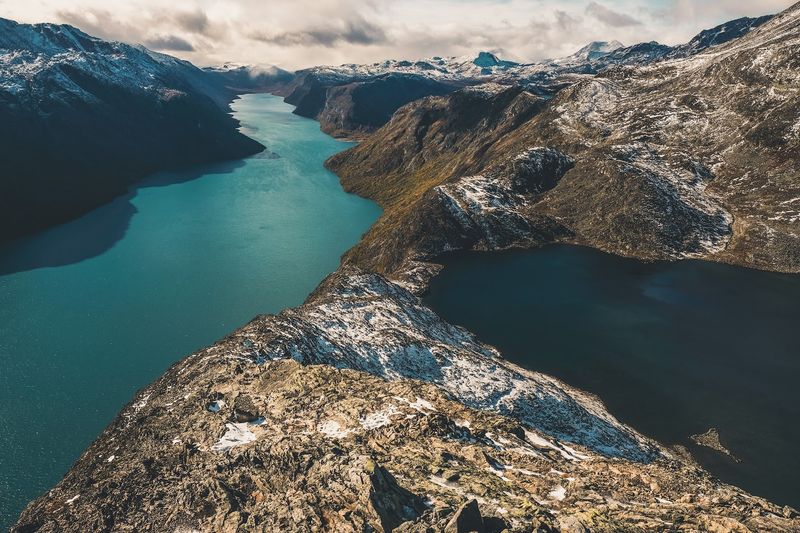 Besseggen Ridge