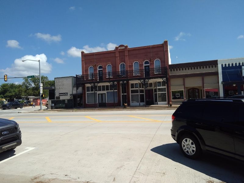 Blake Shelton's Hometown: Country Music Roots Run Deep Blake Shelton's Hometown: Country Music Roots Run Deep