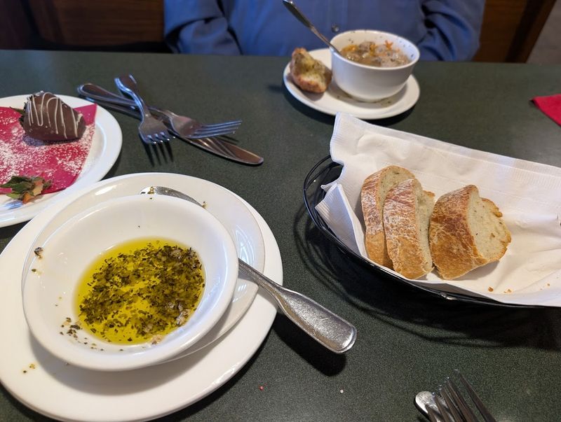Bread, Oil, and the First Impression That Sets the Tone