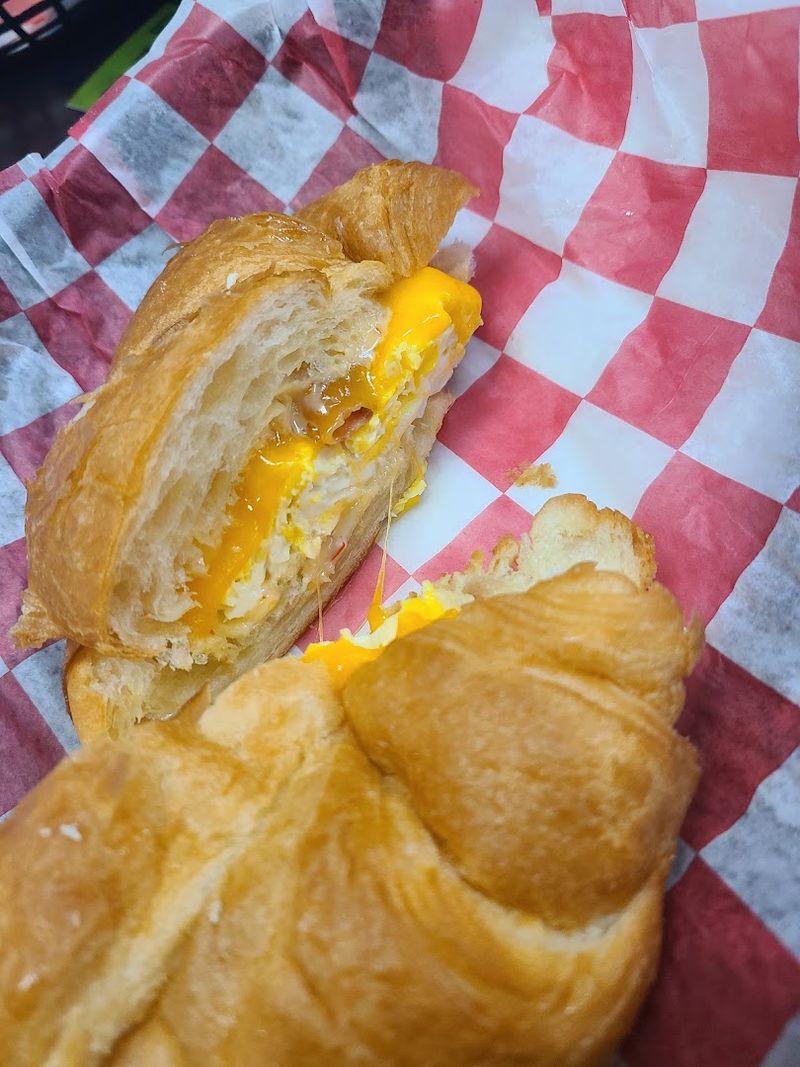 Breakfast Offerings Worth Waking Up For Breakfast Offerings Worth Waking Up For