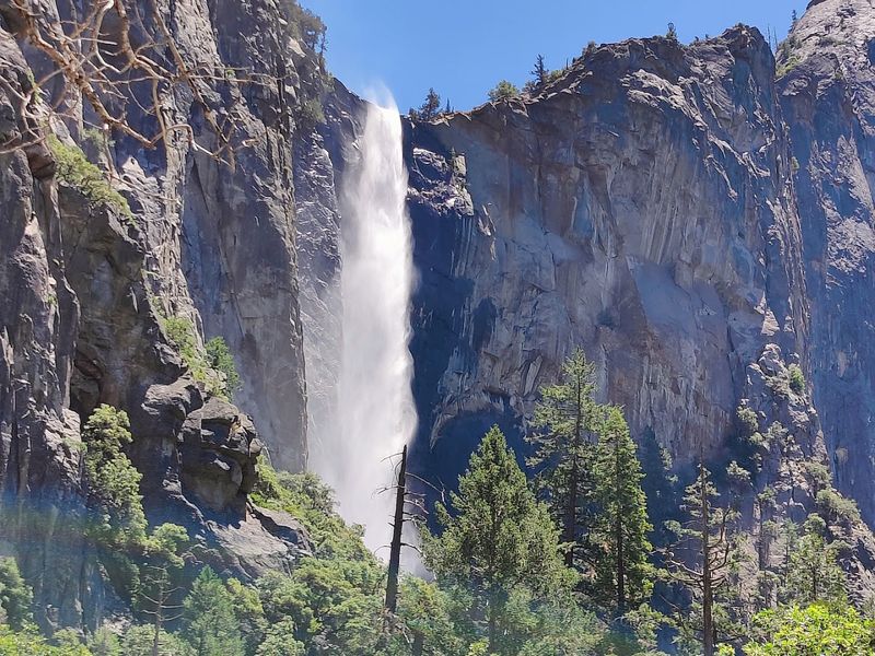 Bridalveil Fall, California Bridalveil Fall, California