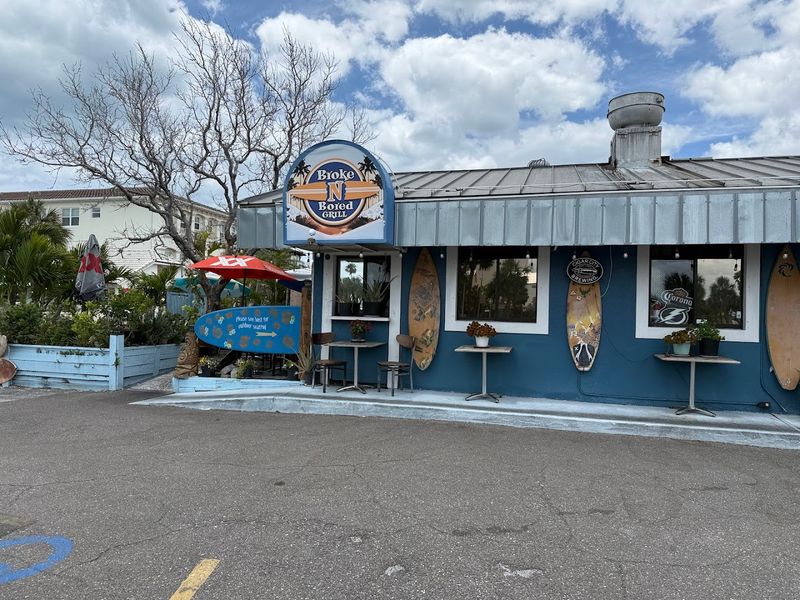 Broke N Bored Grill - Redington Shores, Florida