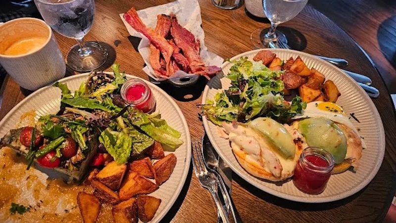 Brunch at The Love. Is a Whole Different Kind of Morning Brunch at The Love. Is a Whole Different Kind of Morning