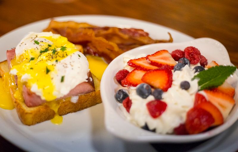 Brunch at the Saloon Is a Weekend Ritual Worth Adopting