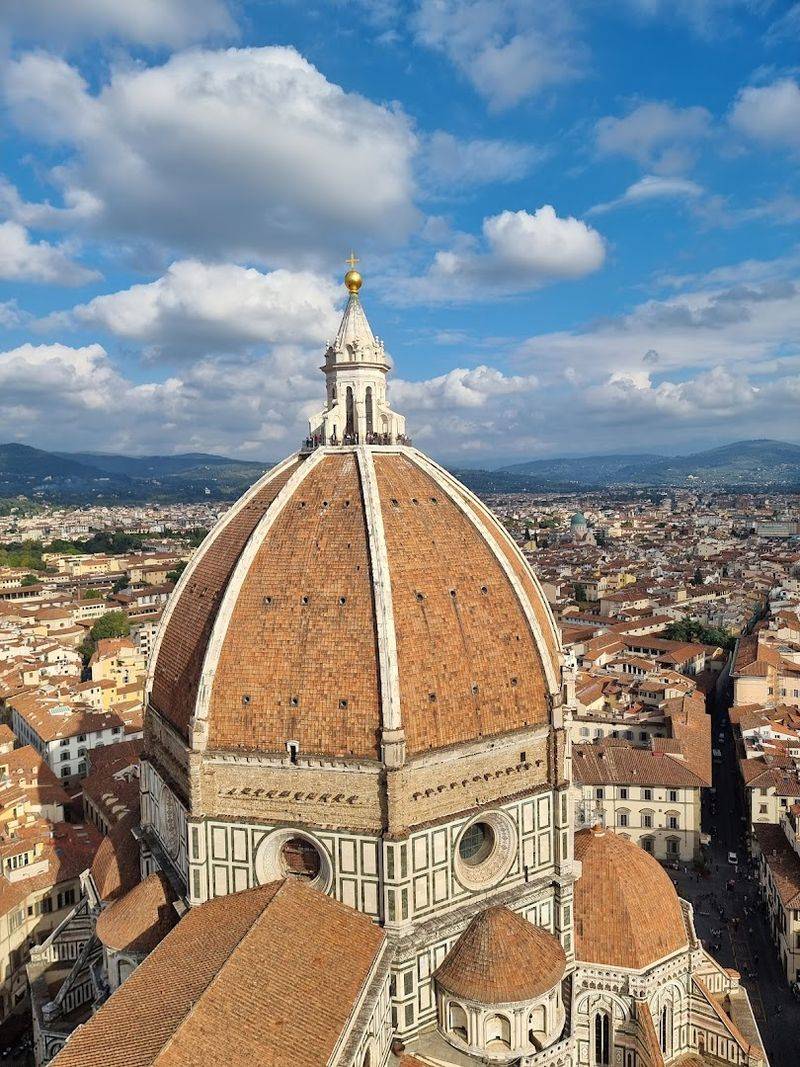 Brunelleschi's Dome and the Duomo Complex Brunelleschi's Dome and the Duomo Complex