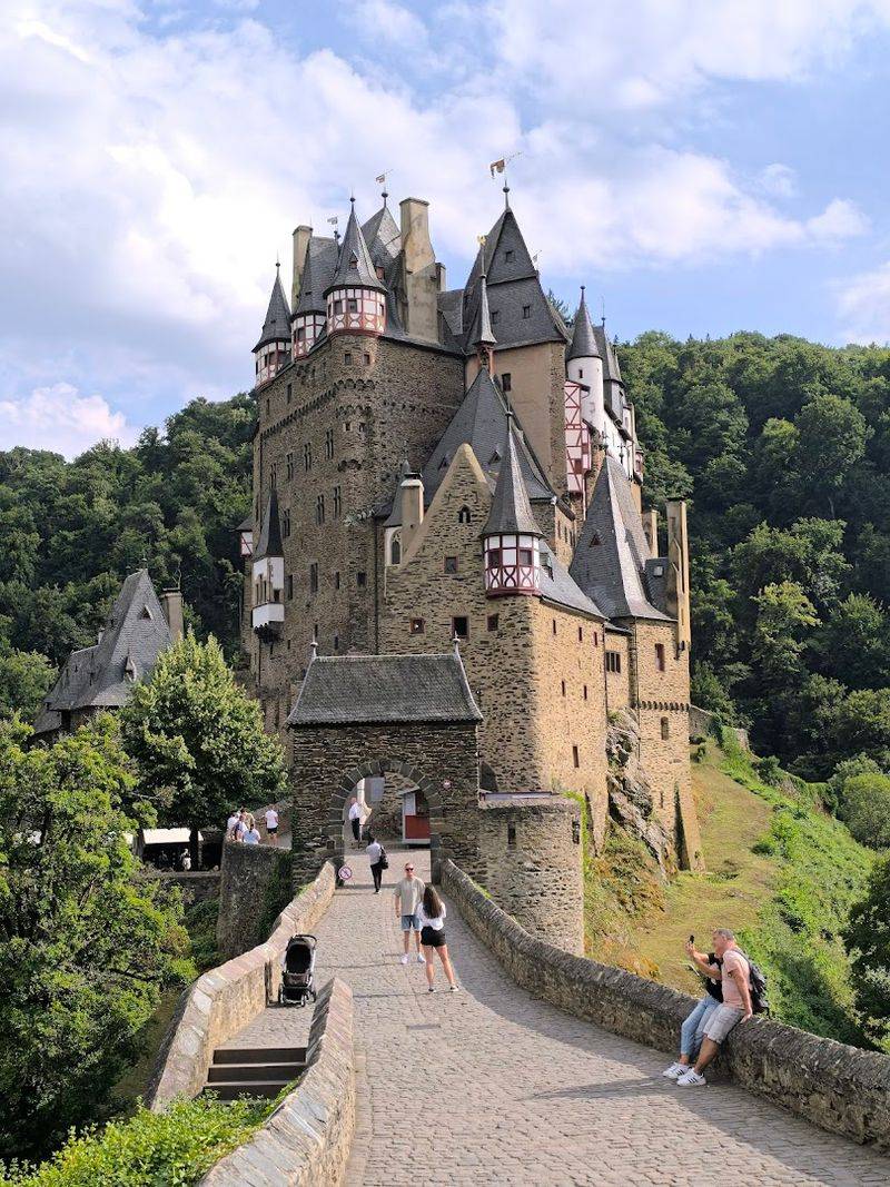 Burg Eltz - Wierschem, Rhineland-Palatinate Burg Eltz - Wierschem, Rhineland-Palatinate