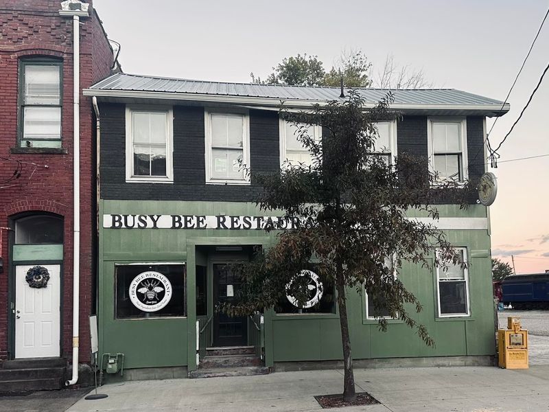 Busy Bee Restaurant — Marietta