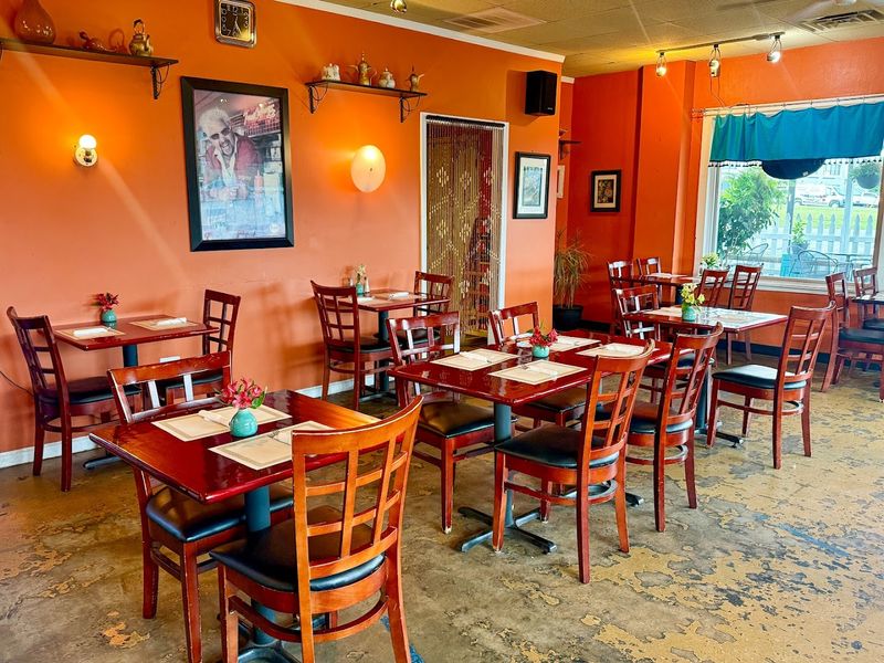 Cafe Rakka, Hendersonville, Tennessee