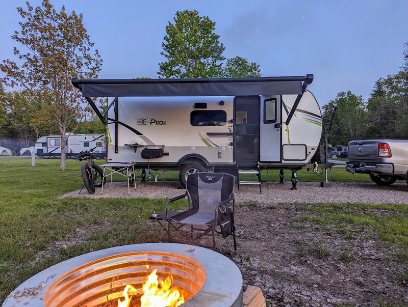 Camping Options: From Tent Sites to Full-Hookup RV Pads