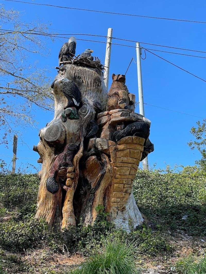 Carvings That Celebrate Local History