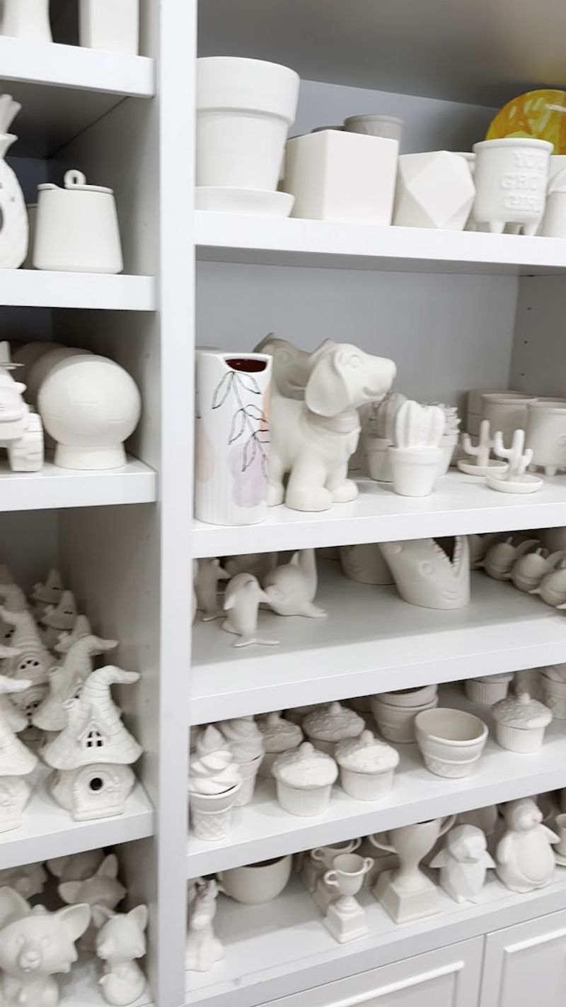 Choosing Your Pottery Piece
