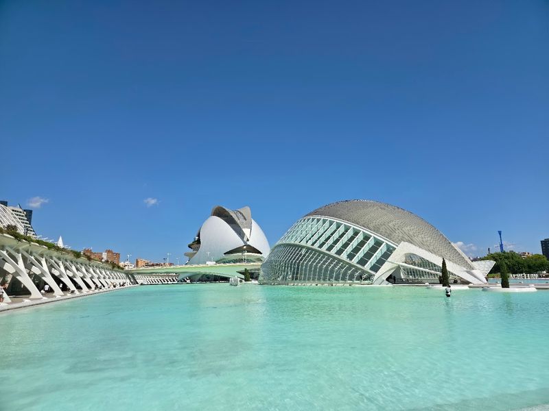 Ciudad de las Artes y las Ciencias — Valencia