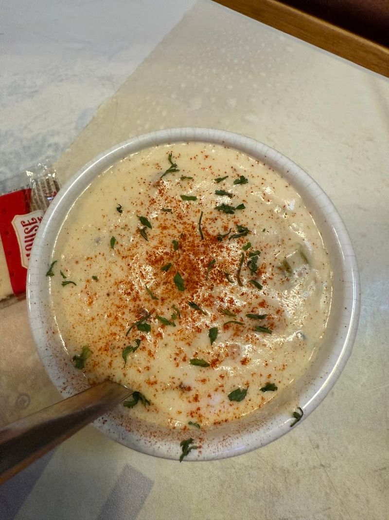 Clam Chowder Worth Making a U-Turn For