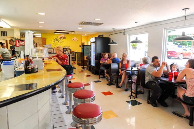 Clays Cafe — Hebron