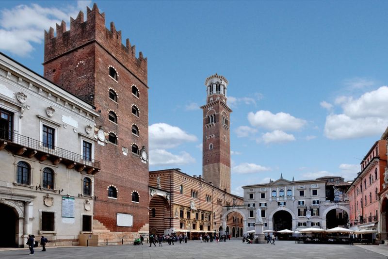 Climb Torre dei Lamberti