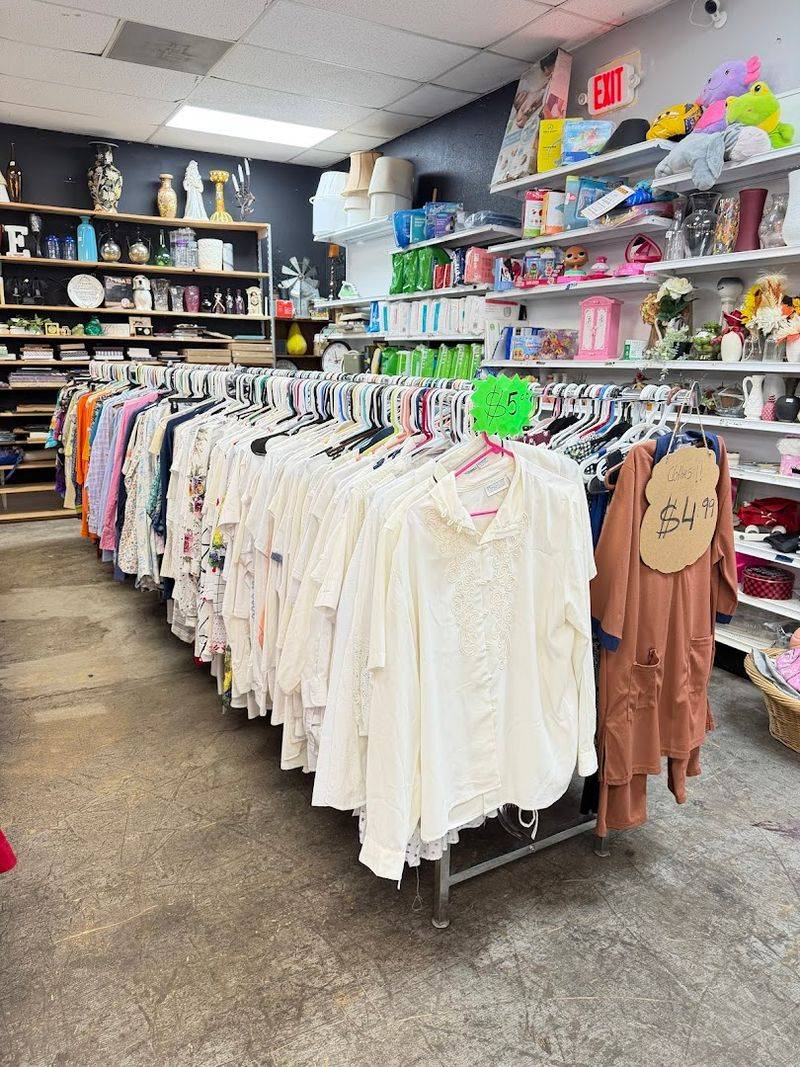 Clothing and Accessories Worth Digging Through Clothing and Accessories Worth Digging Through