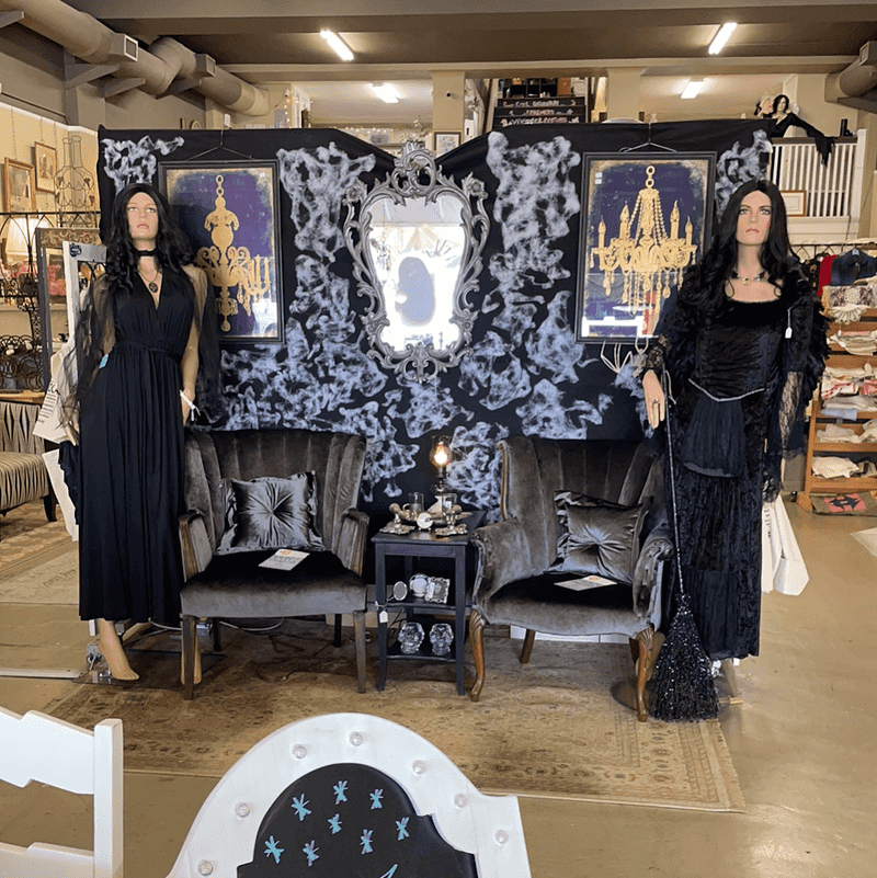 Clothing and Wearable Vintage Pieces Worth Checking Out