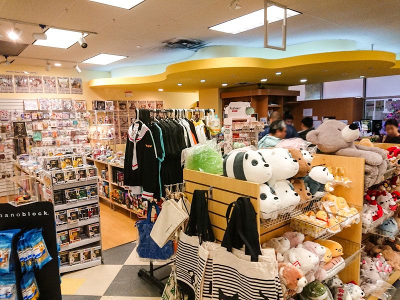 Collectibles and Figures That Go Beyond the Bookshelf
