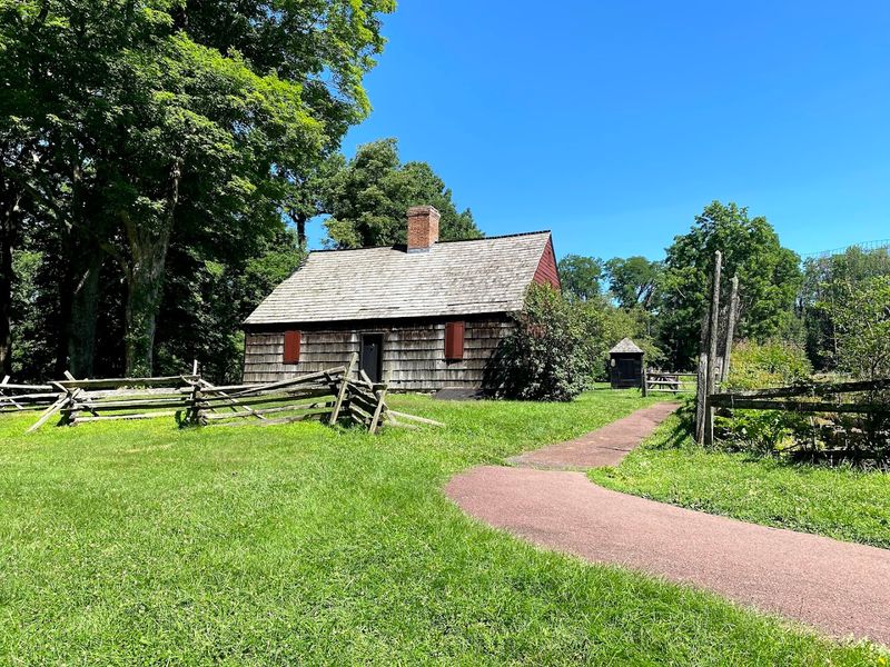 Connecting to the Cross Estate and National Park Trails