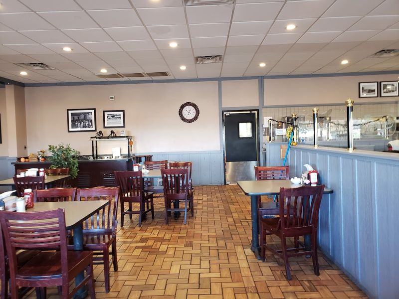 Country Pride Restaurant — Lebo