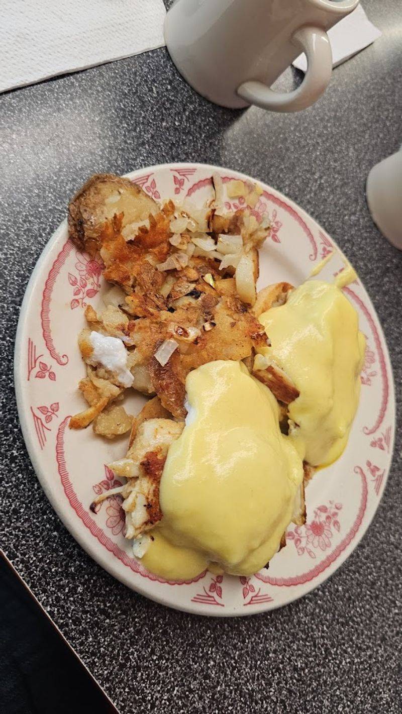 Crab Benedict and the Dish That Surprises First-Time Visitors Most Crab Benedict and the Dish That Surprises First-Time Visitors Most