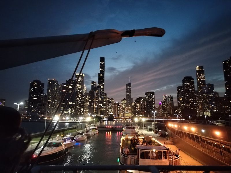 Cruise Along Lake Michigan Cruise Along Lake Michigan