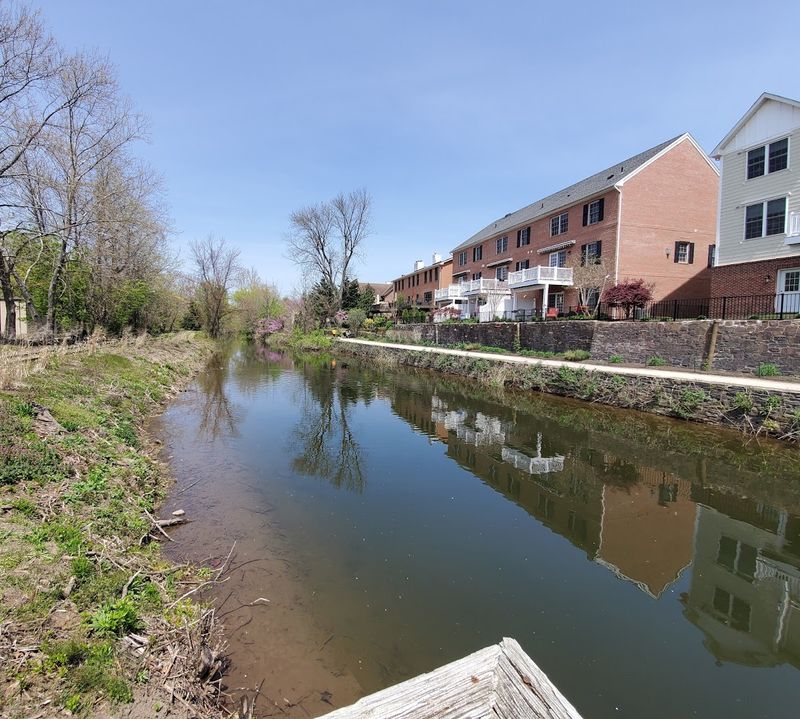 D&R Canal Towpath - Lambertville, Stockton, and Frenchtown
