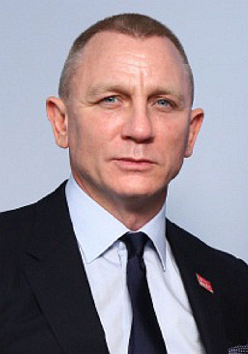Daniel Craig – James Bond