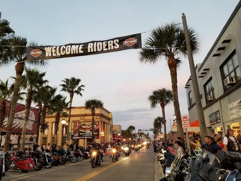 Daytona Bike Week, Daytona Beach
